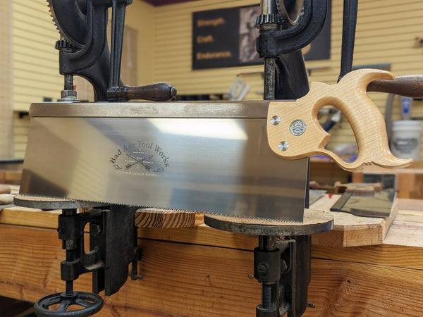 Bad axe tool works 18 inch roubo beastmaster timber framing backsaw