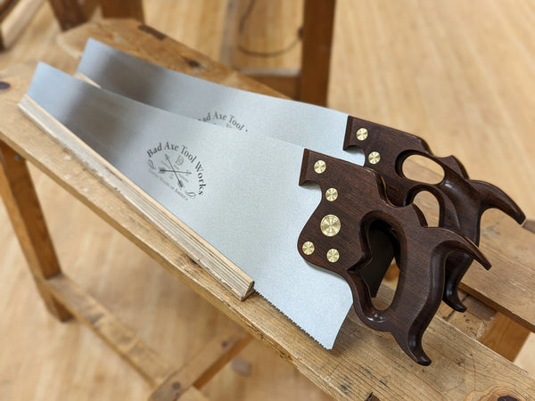 Bad axe tool works 24 inch d8 hand panel saws with walnut handles